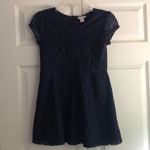 👗F21 girls lace dress👗